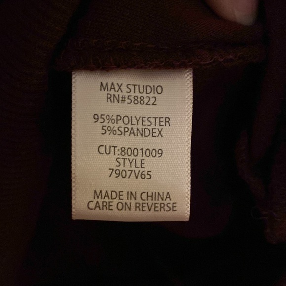 Max Studio Wine Colored Velour Tunic Top with Pockets - Picture 8 of 8